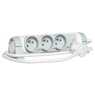 LEGRAND MULTIPRISE 3 PRISES ROTATIVE CABLE 1,5M - 050071